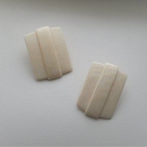 Vintage LARGE Carved Bakelite Solid 14K Yellow Gold Post Pierced Earrings